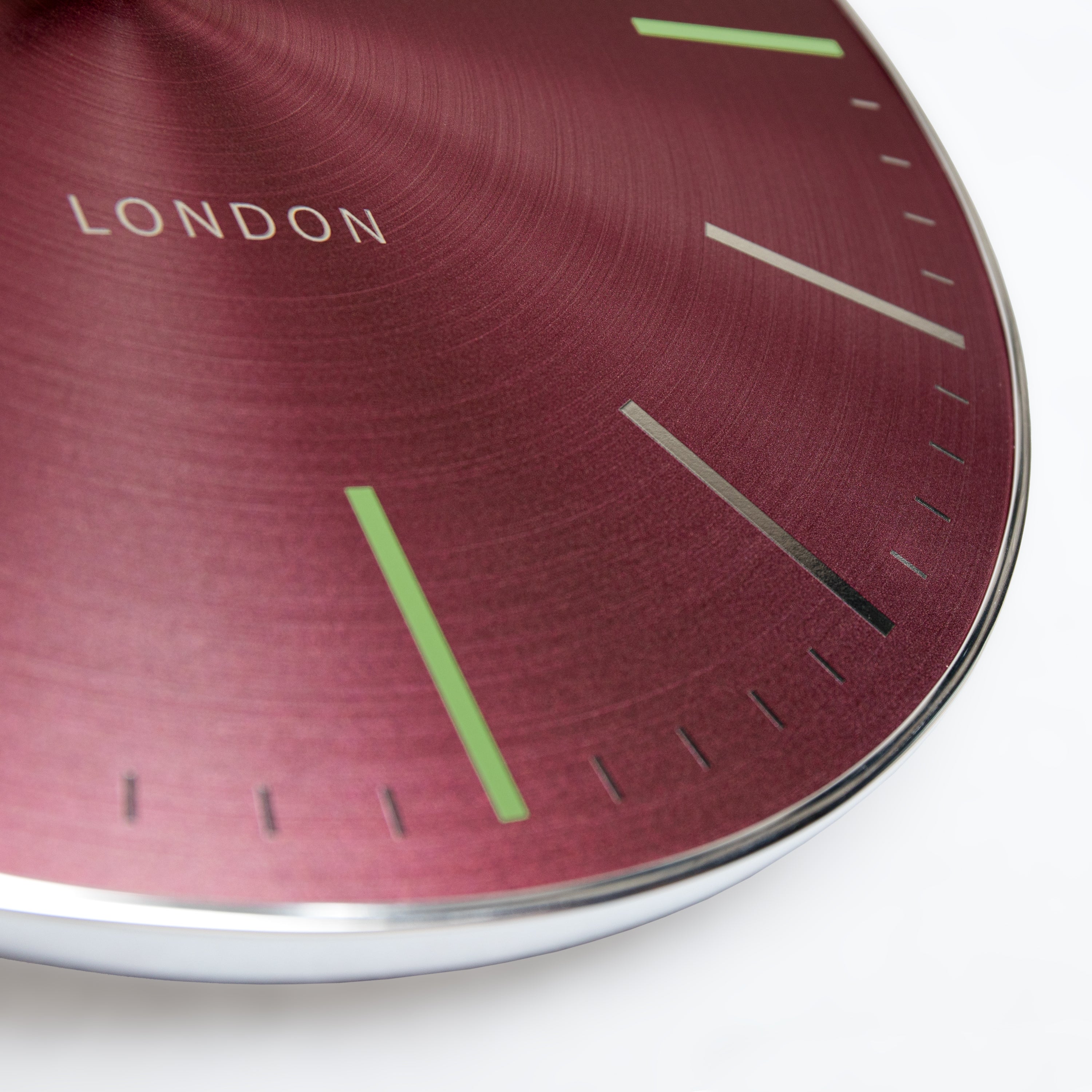 Bistro Wall Clock in Ruby - Ruby